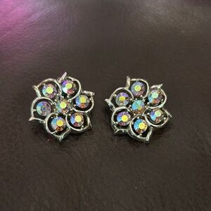 Vintage Elegant Silver Floral Earrings
